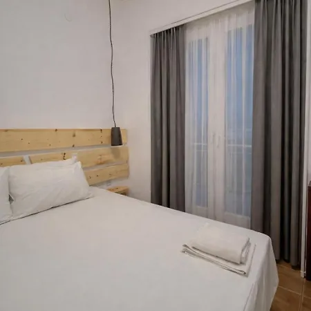 Guest house Sea Loutraki (Skopelos)